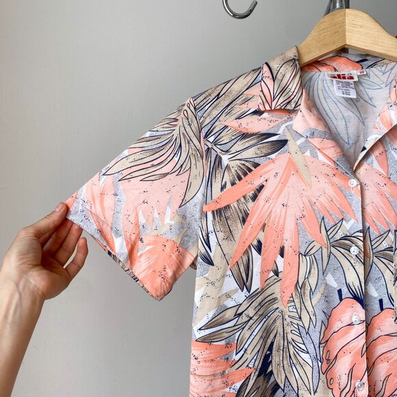 🌿Y2k Vintage Light Orange & Tan Tropical Print Short Sleeves Button-Down Shirt - Picture 2 of 5